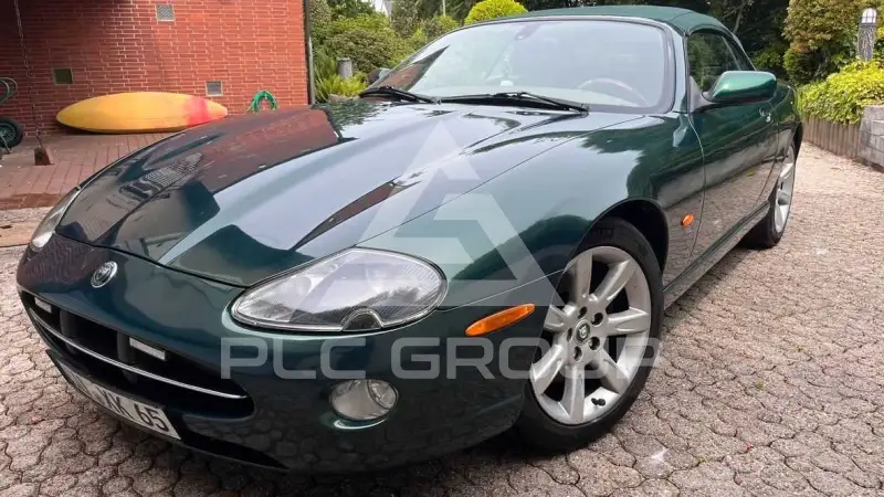 2005 Jaguar XK8