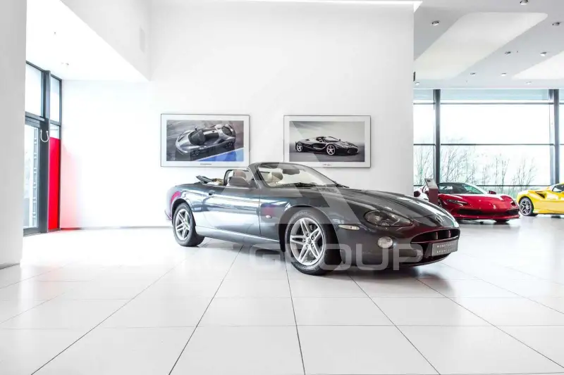 2005 Jaguar XK8