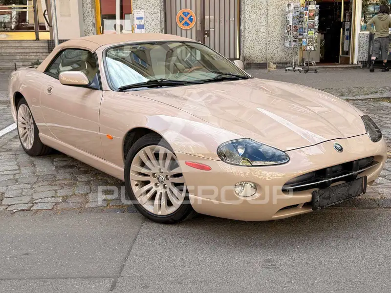 2005 Jaguar XK8