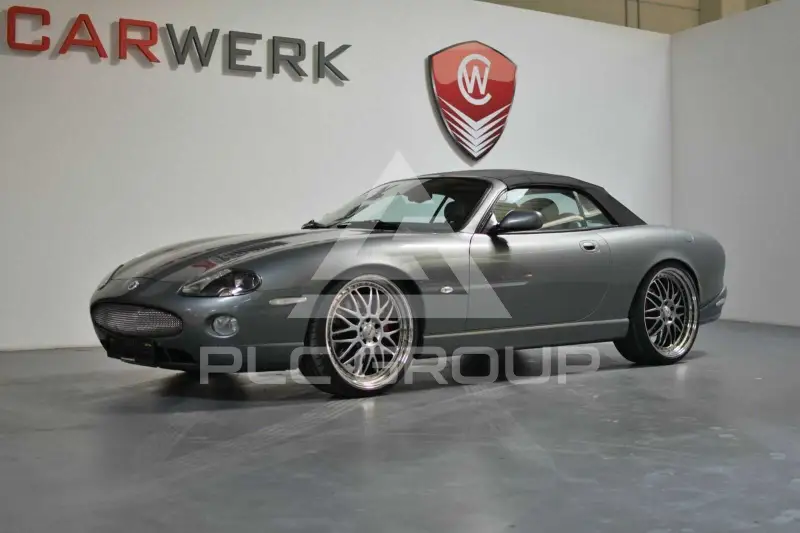 2005 Jaguar XKR