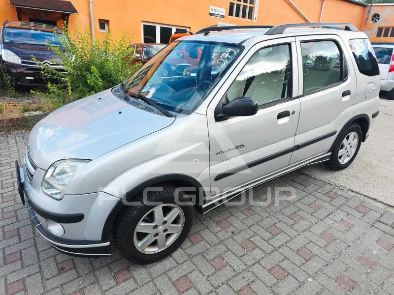 2005 Suzuki Ignis