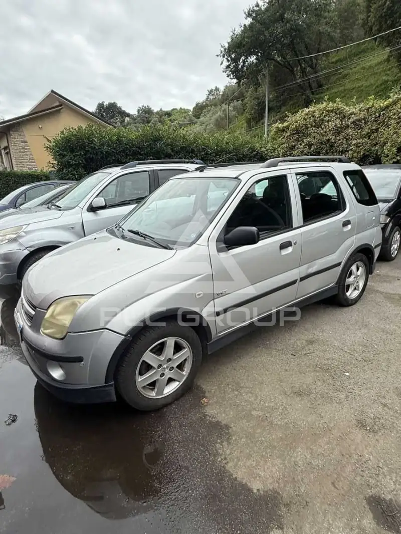 2005 Suzuki Ignis