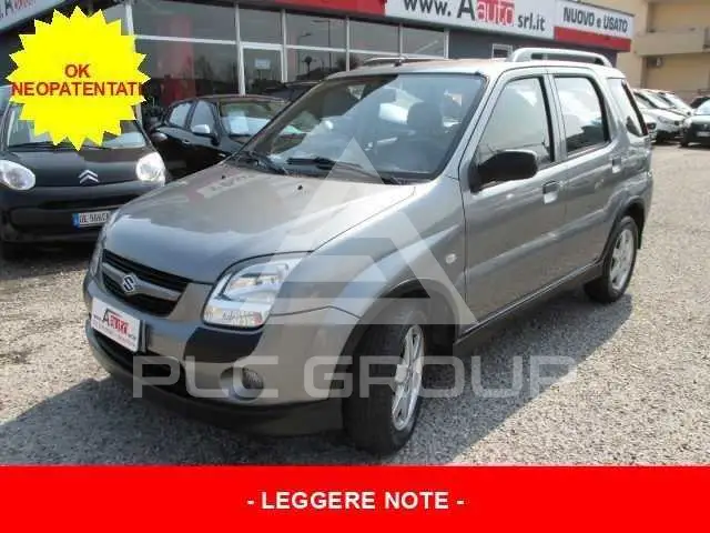 2005 Suzuki Ignis