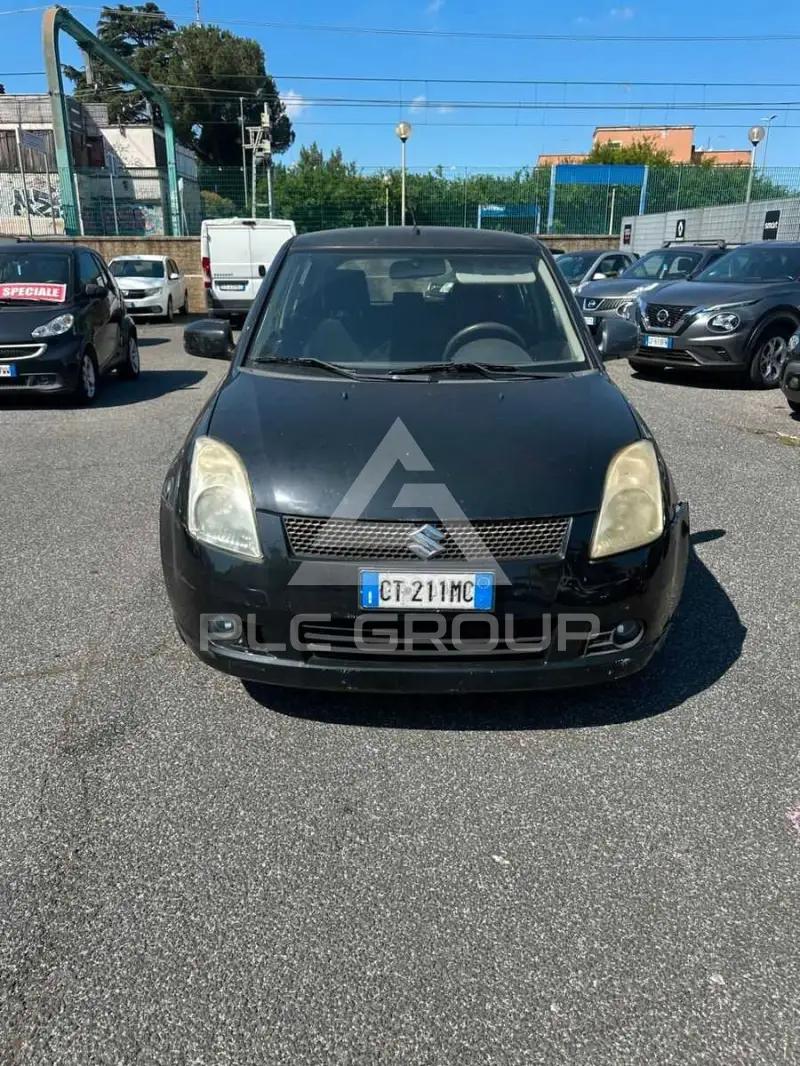 2005 Suzuki SWIFT