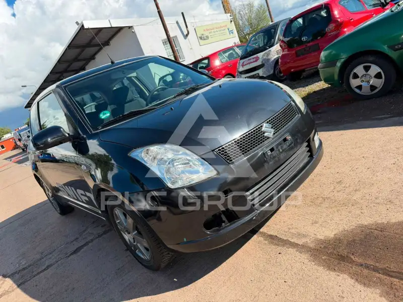 2005 Suzuki SWIFT