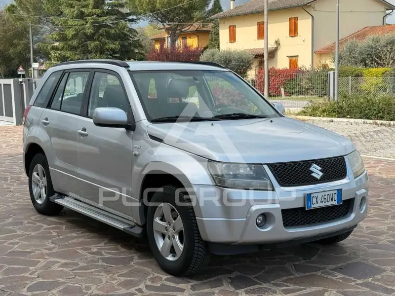 2005 Suzuki Grand Vitara