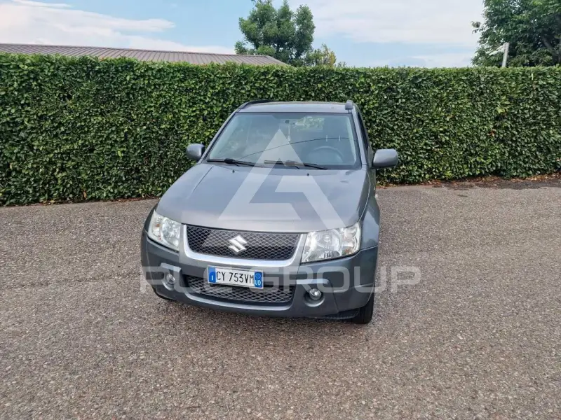 2005 Suzuki Grand Vitara