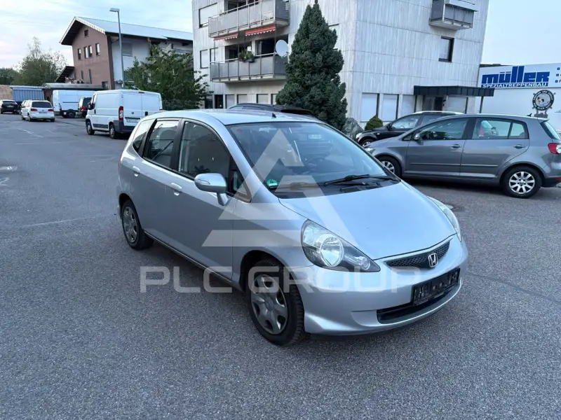2005 Honda JAZZ