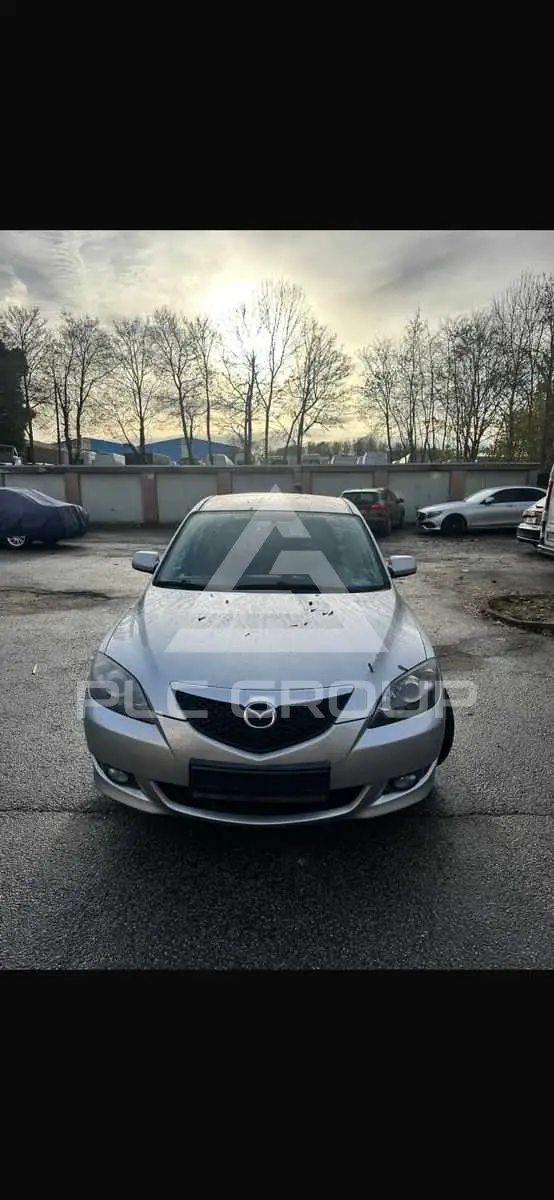 2005 Mazda 3
