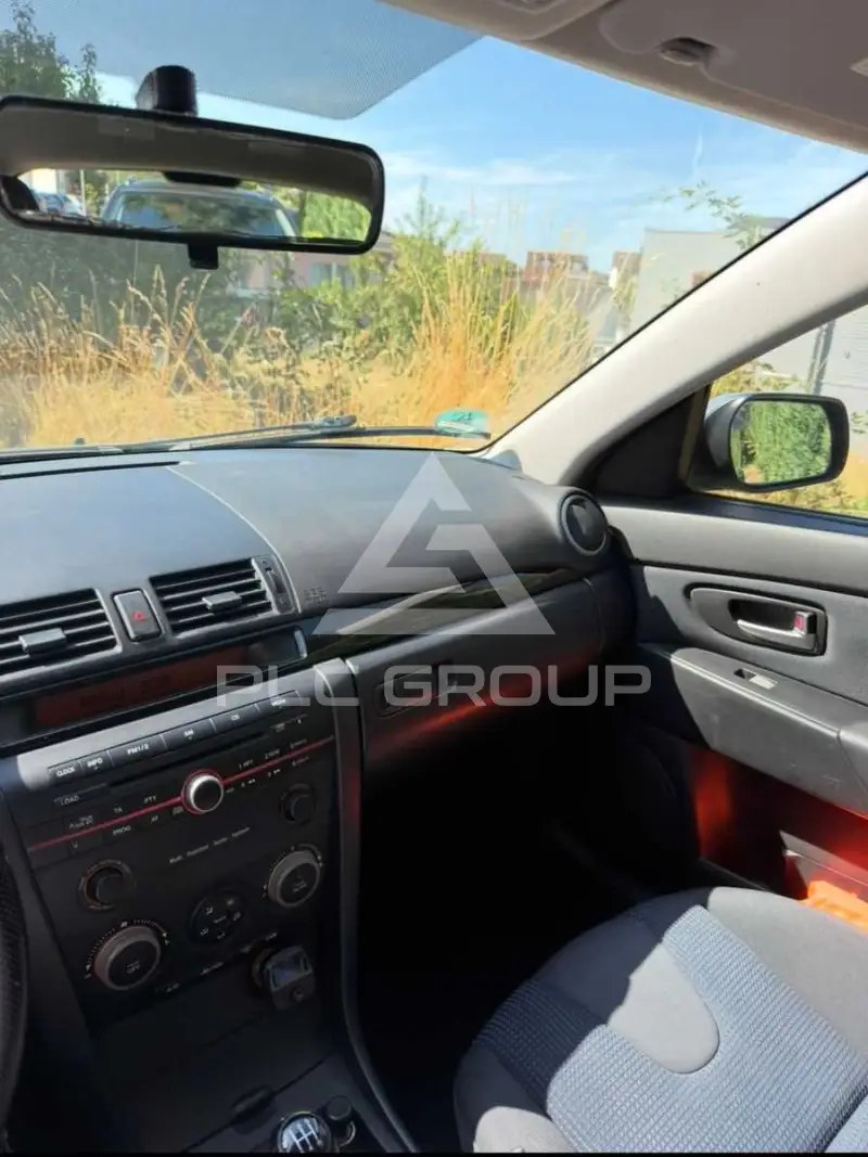 2005 Mazda 3