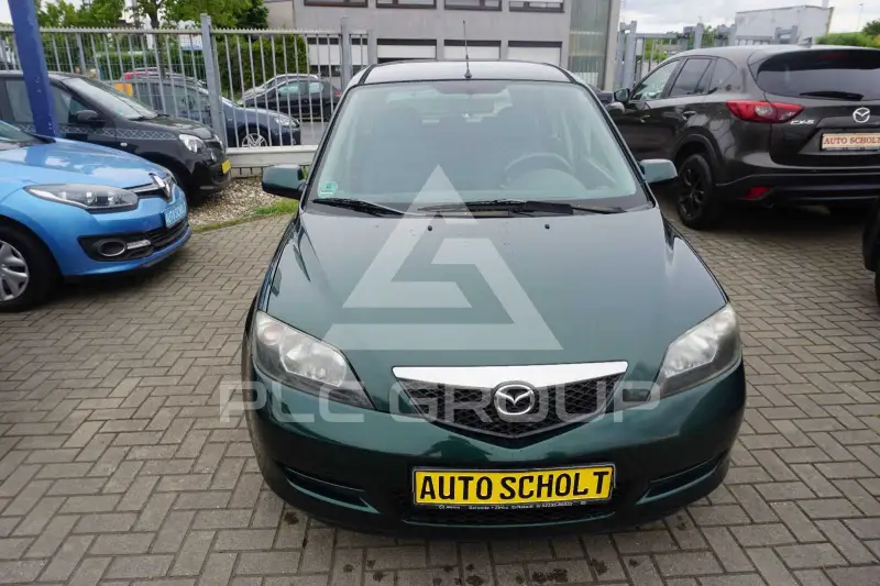 2005 Mazda 2