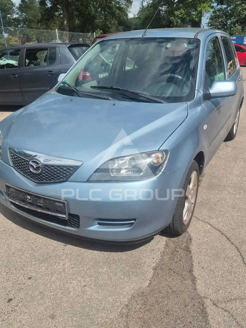 2005 Mazda 2