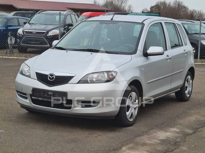 2005 Mazda 2