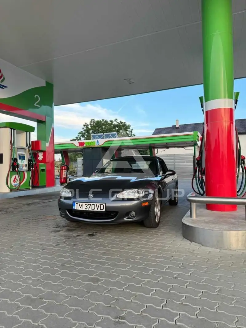 2005 Mazda MX-5