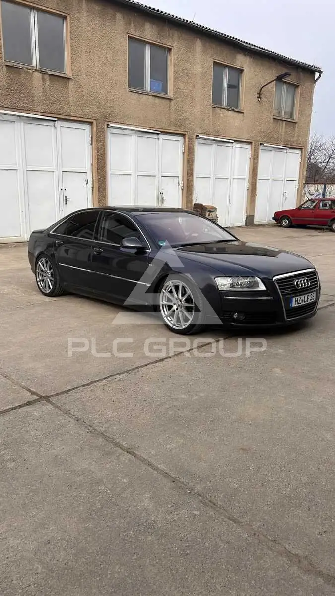 2005 Audi A8