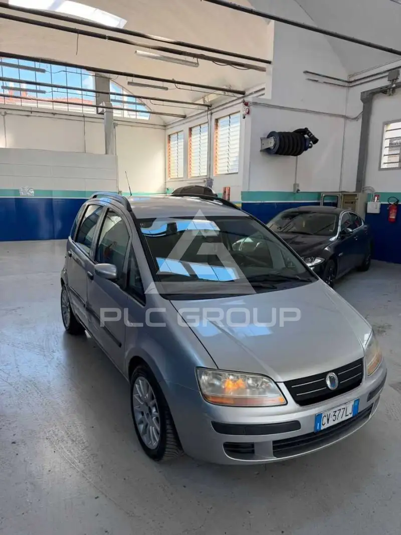 2005 Fiat Idea