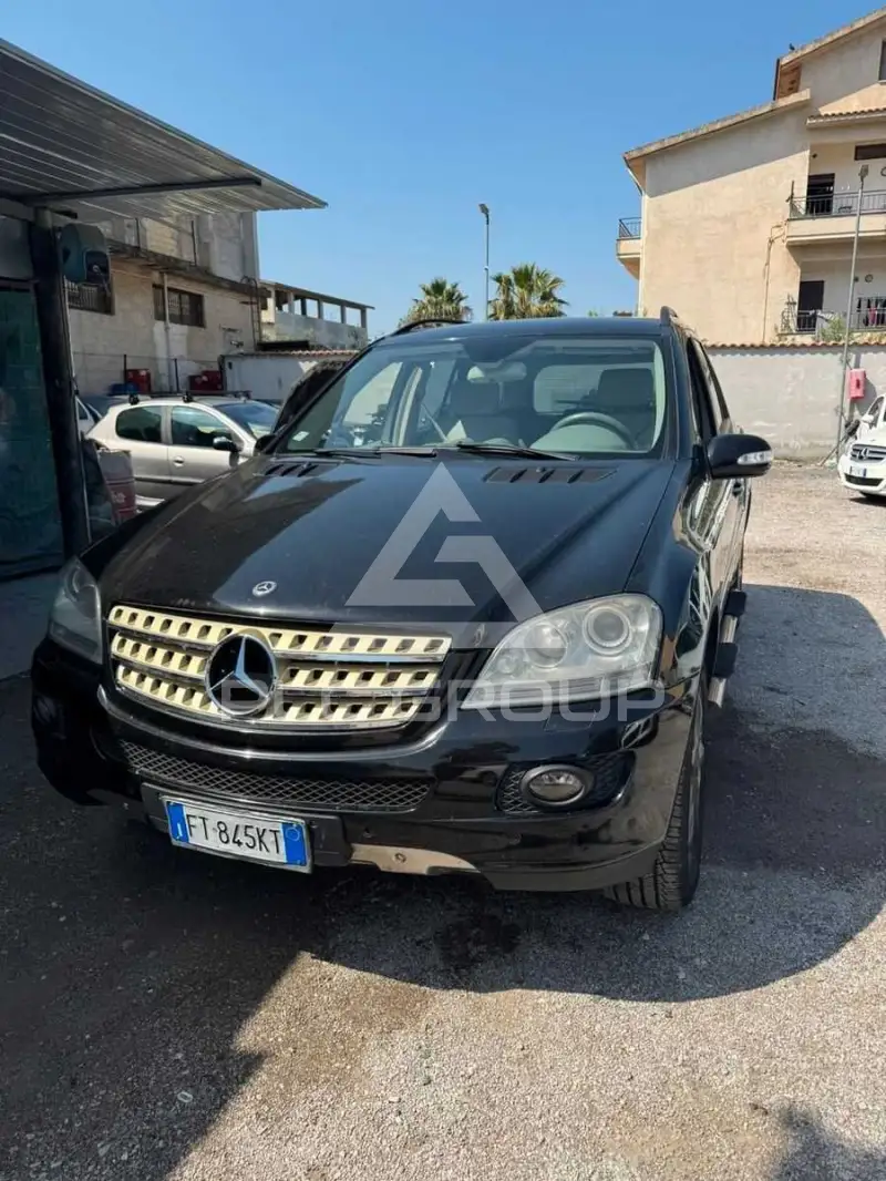 2005 Mercedes Benz ML 320