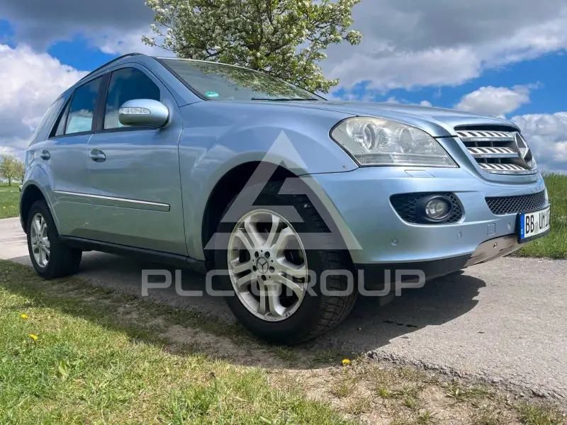 2005 Mercedes Benz ML 320