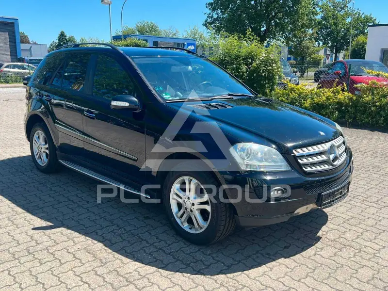 2005 Mercedes Benz ML 320