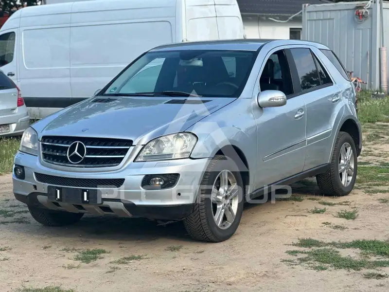 2005 Mercedes Benz ML 320