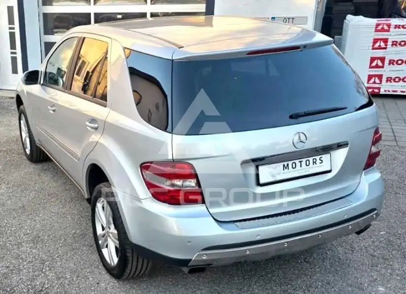 2005 Mercedes Benz ML 320