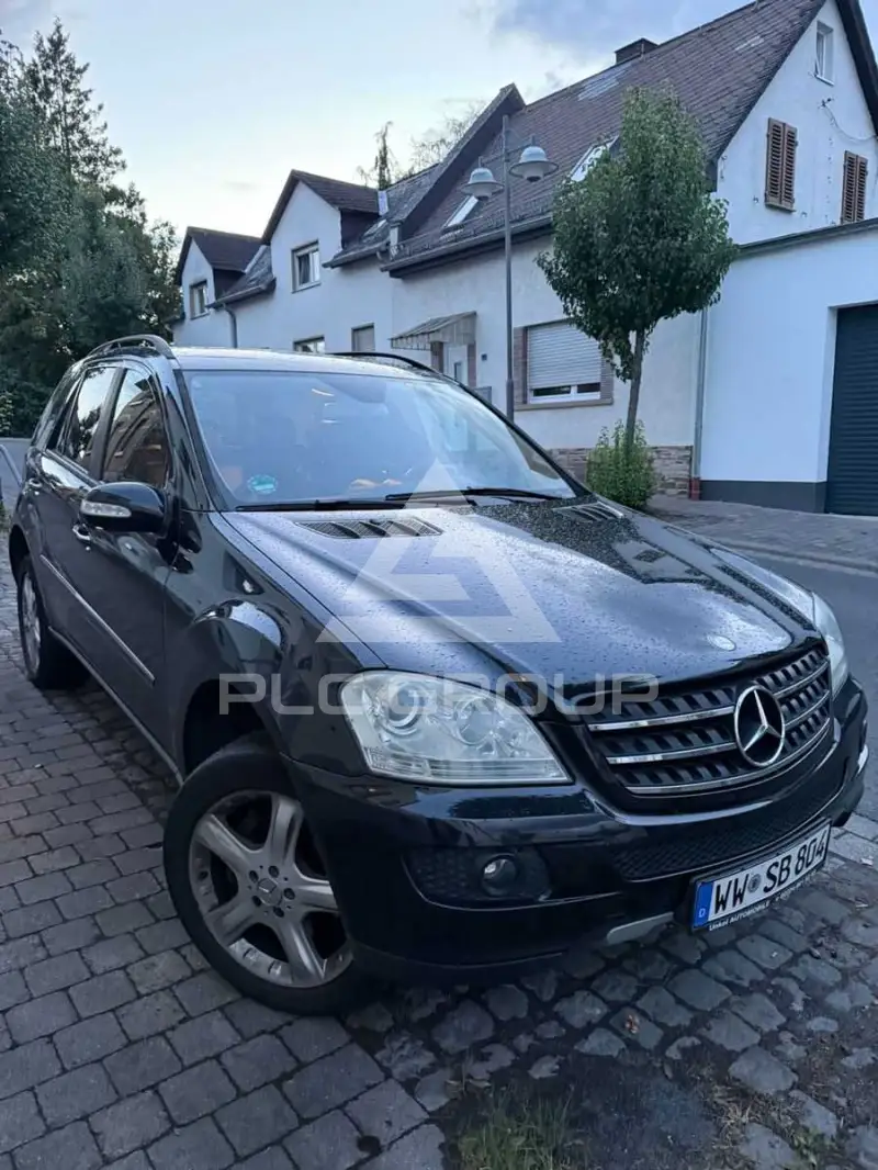 2005 Mercedes Benz ML 320