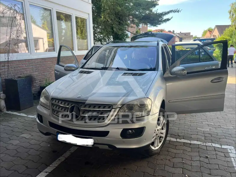 2005 Mercedes Benz ML 320