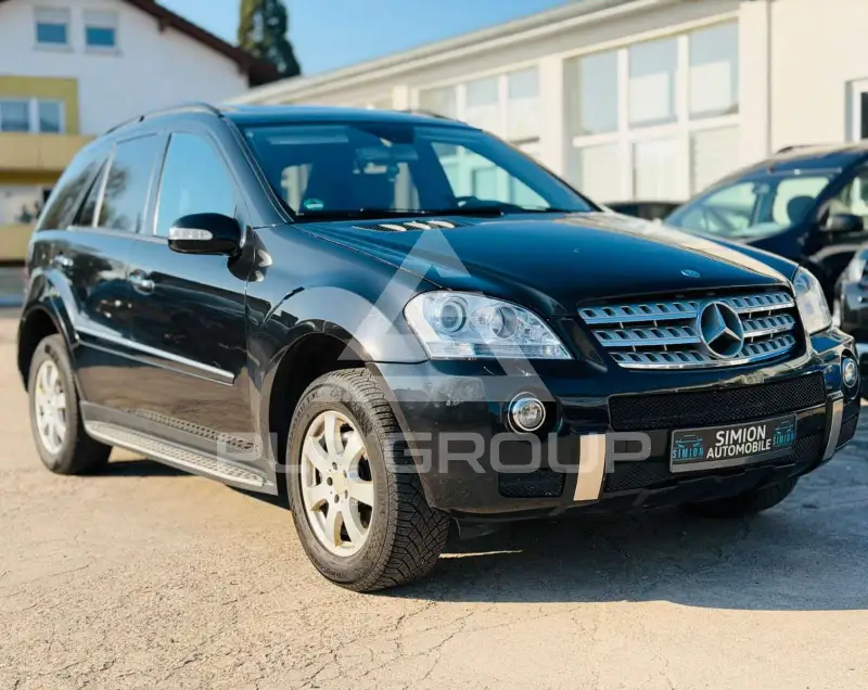 2005 Mercedes Benz ML 320