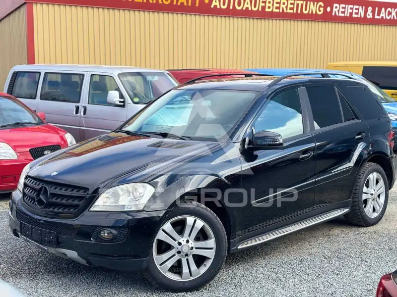2005 Mercedes Benz ML 320