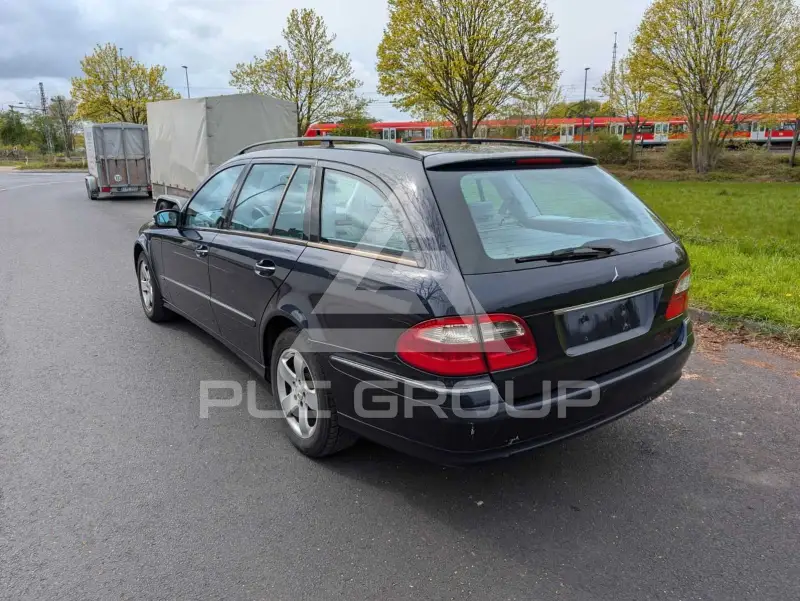 2005 Mercedes Benz E 320