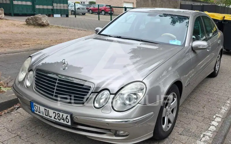 2005 Mercedes Benz E 320