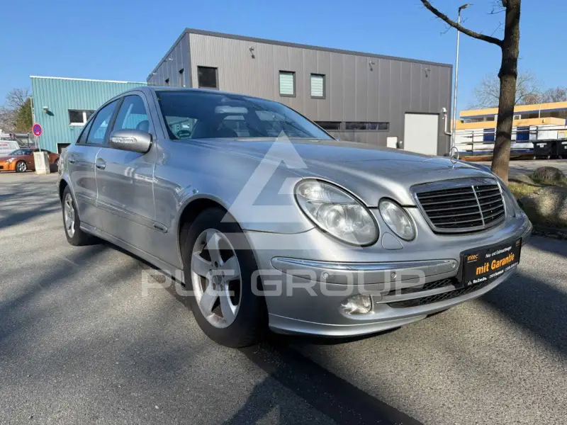 2005 Mercedes Benz E 320