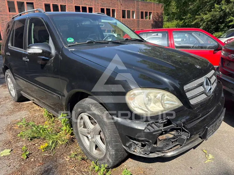 2005 Mercedes Benz ML 400