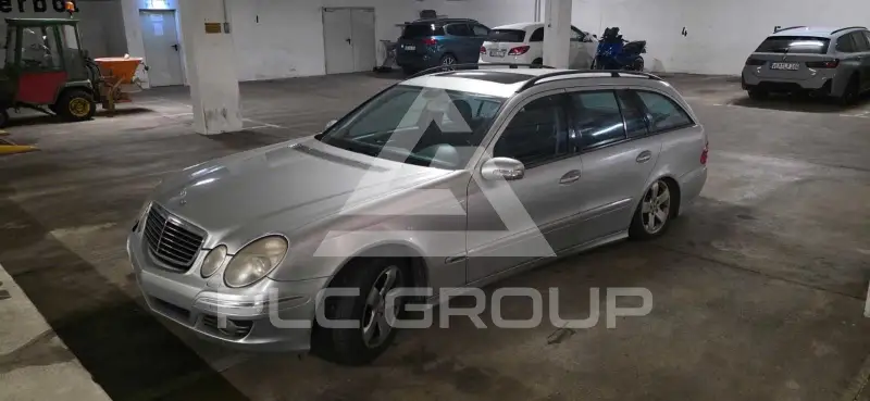 2005 Mercedes Benz 320