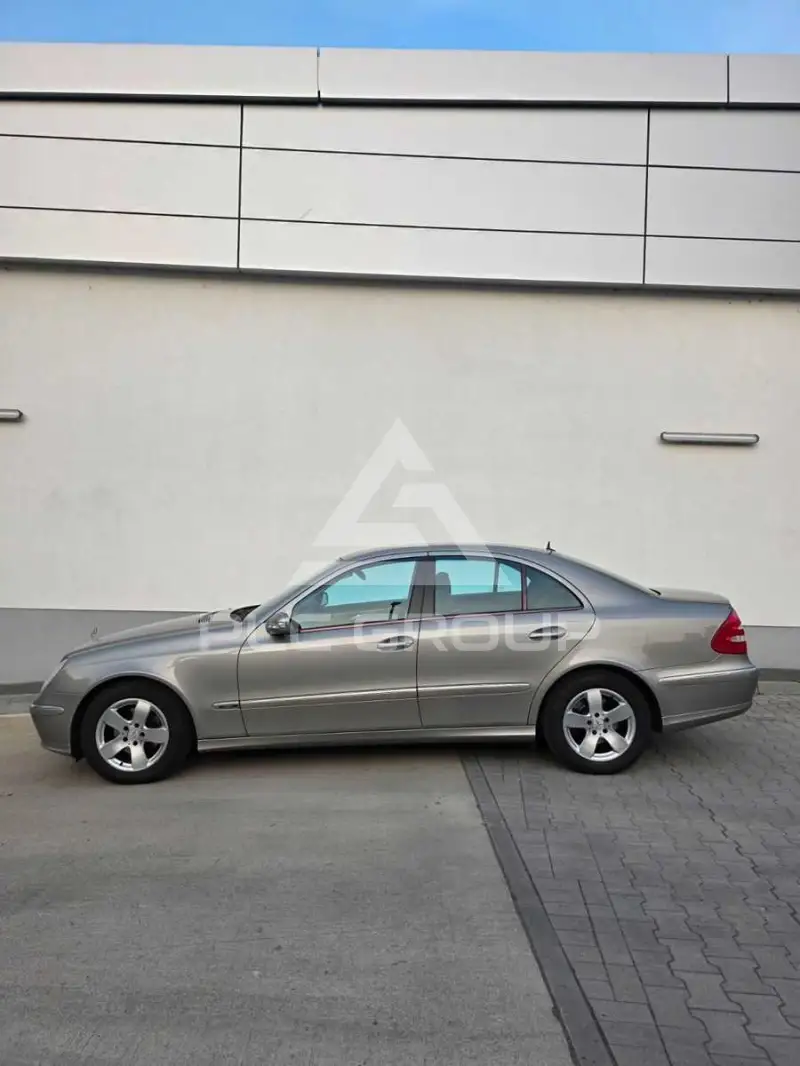 2005 Mercedes Benz E 280