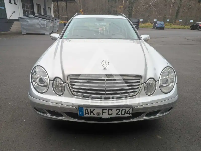 2005 Mercedes Benz E 280