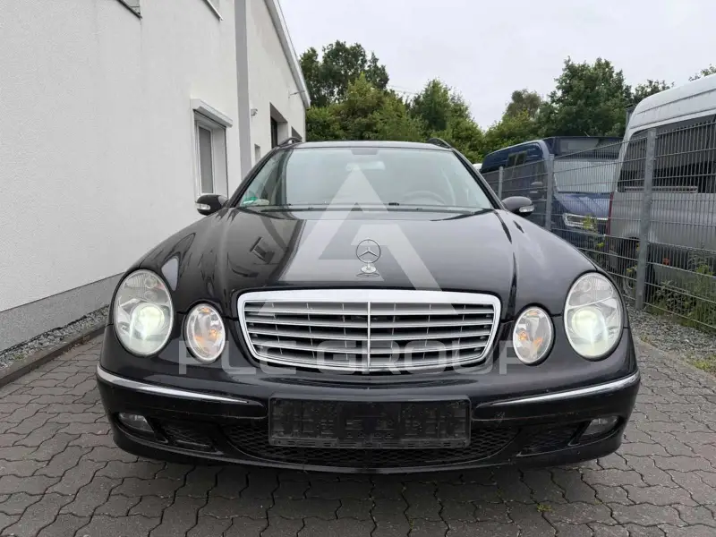 2005 Mercedes Benz E 280