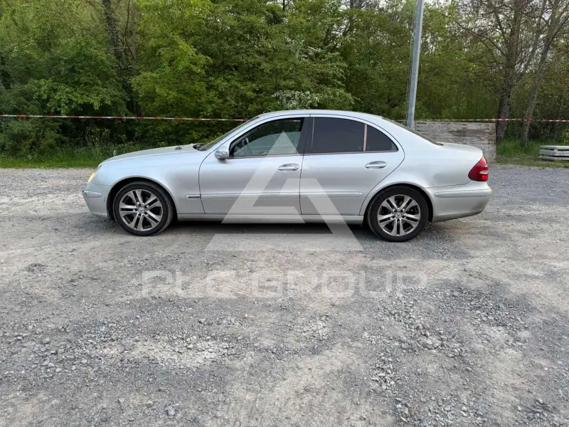 2005 Mercedes Benz E 280