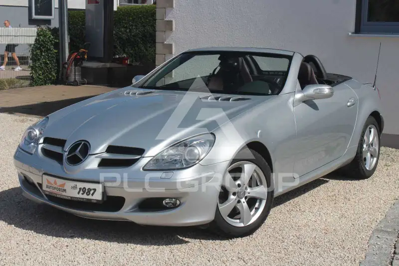 2005 Mercedes Benz SLK 200
