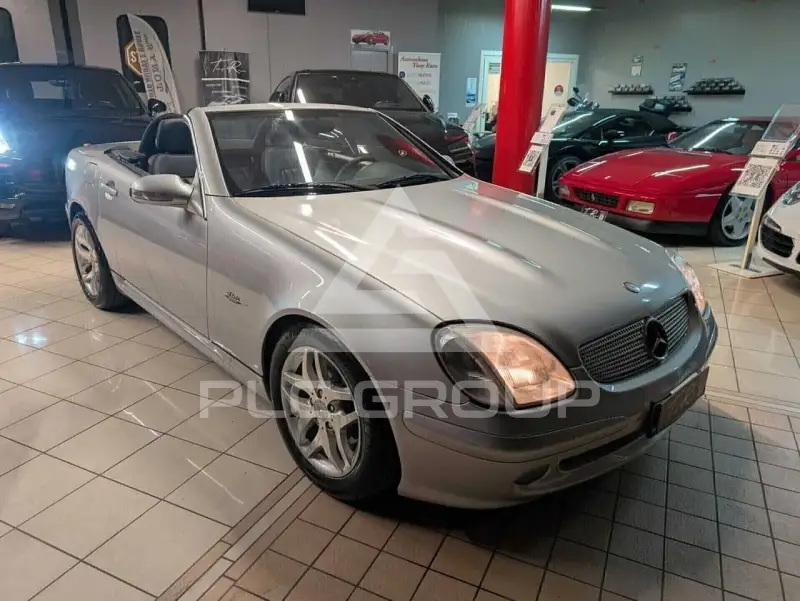 2005 Mercedes Benz SLK 200