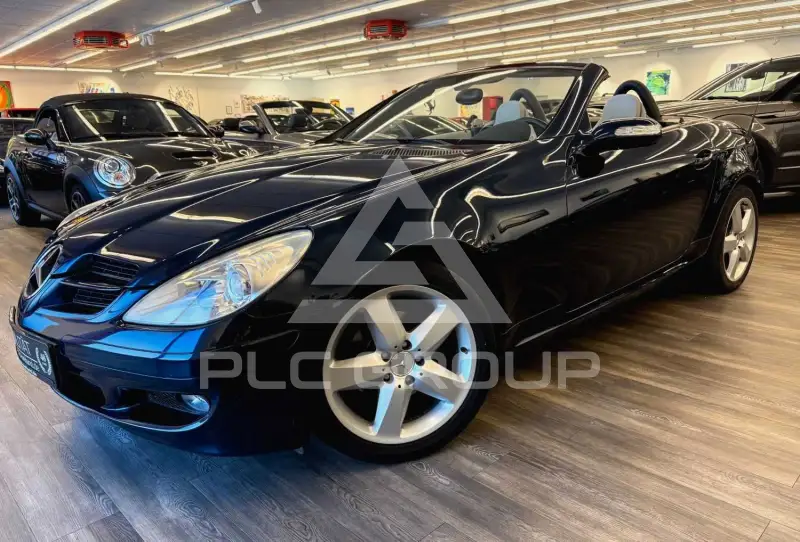 2005 Mercedes Benz SLK 200