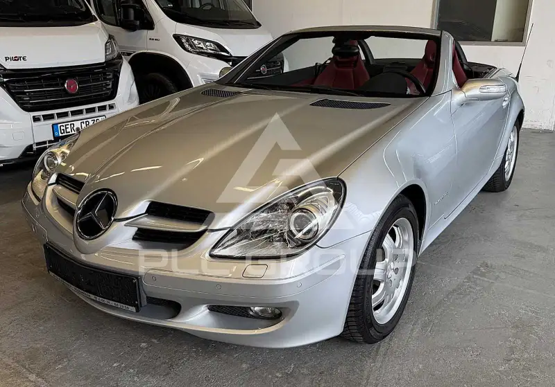 2005 Mercedes Benz SLK 200