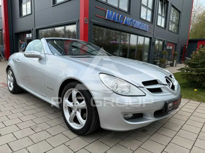 2005 Mercedes Benz SLK 200