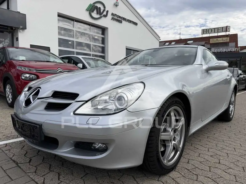 2005 Mercedes Benz SLK 200