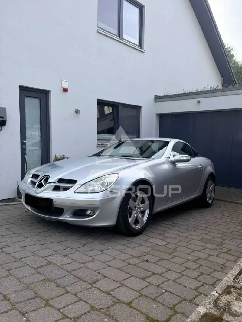 2005 Mercedes Benz SLK 200
