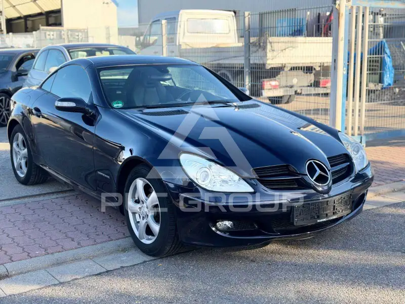2005 Mercedes Benz SLK 200
