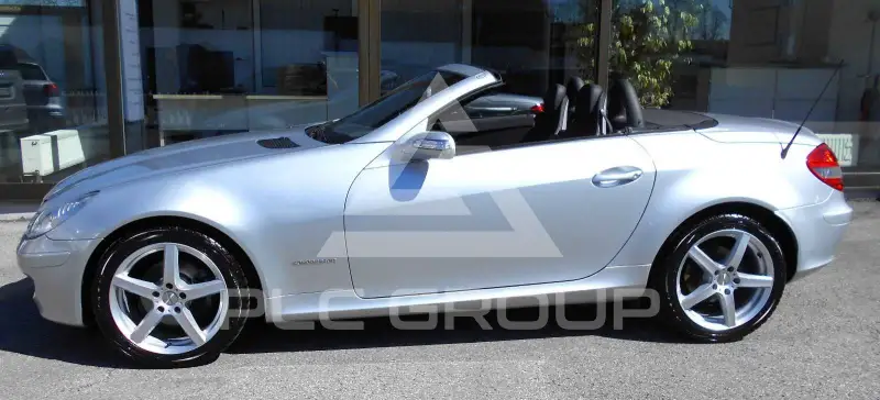 2005 Mercedes Benz SLK 200