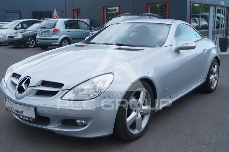 2005 Mercedes Benz SLK 200