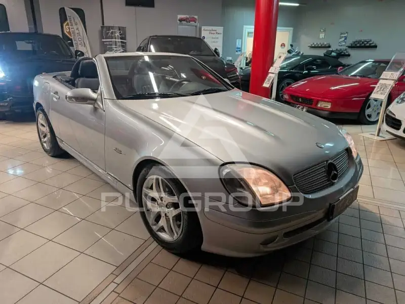2005 Mercedes Benz SLK 200