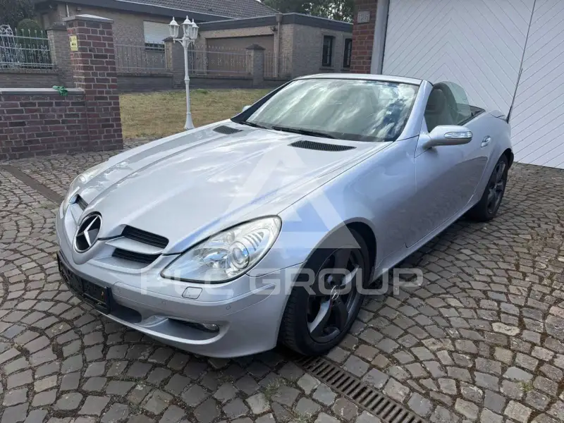 2005 Mercedes Benz SLK 200